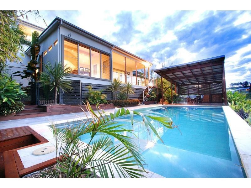 9 Barton Street, Reedy Creek QLD 4227