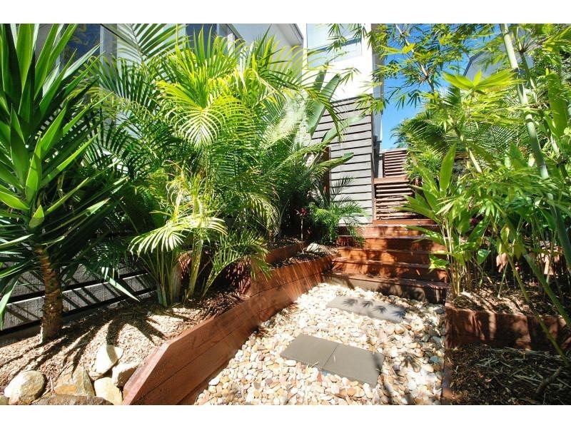 9 Barton Street, Reedy Creek QLD 4227