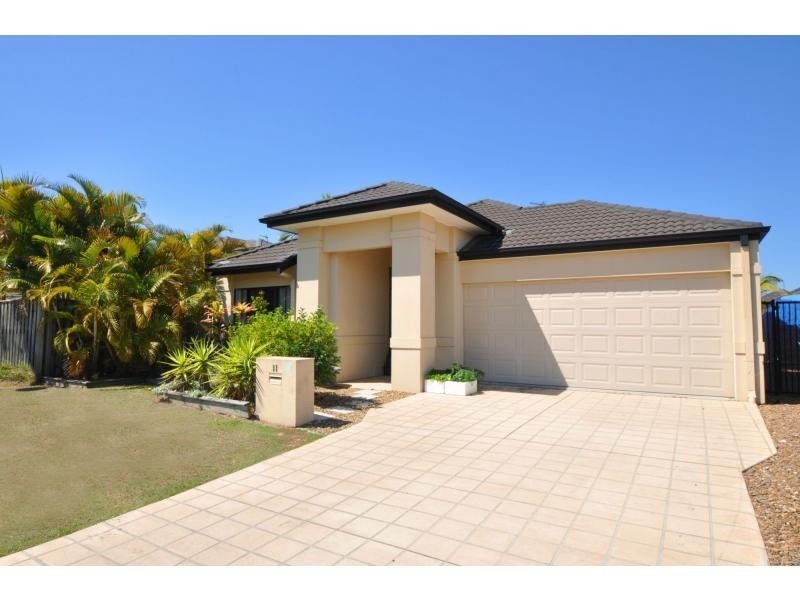 11 Windemere Crescent, Varsity Lakes QLD 4227