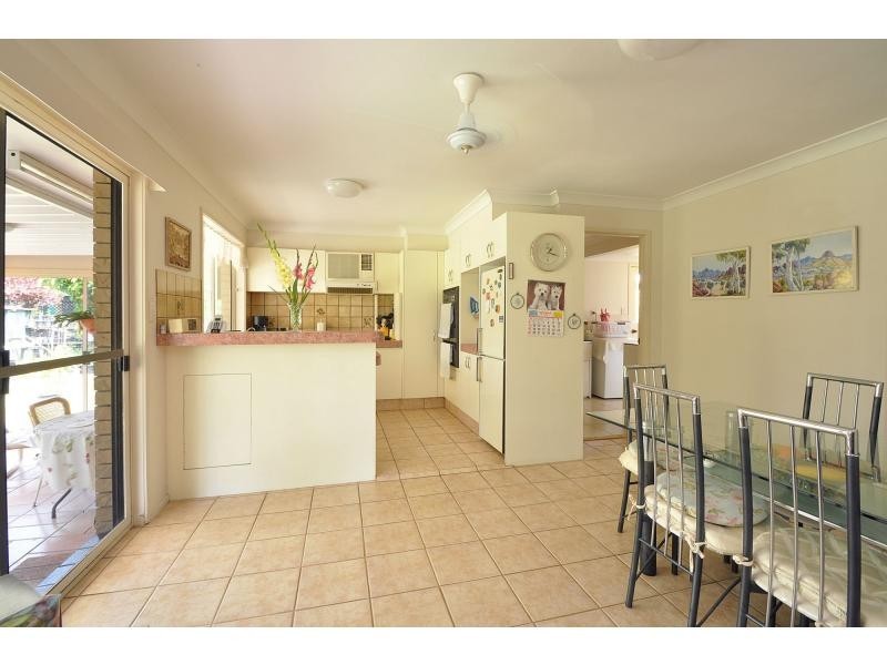 42 Razorbill Street, Burleigh Waters QLD 4220