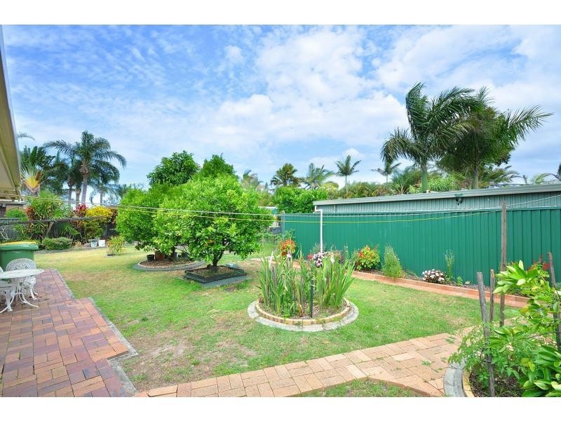 42 Razorbill Street, Burleigh Waters QLD 4220