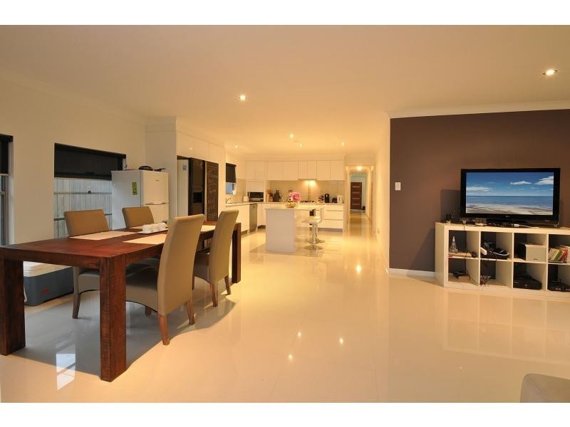 96 Nobby Parade, Miami QLD 4220