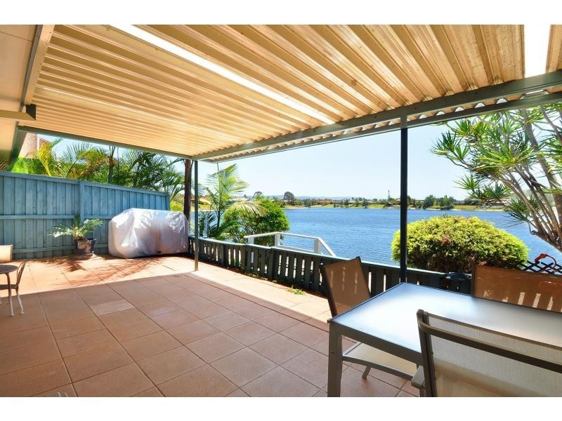 36/11 Shrike Court, Burleigh Waters QLD 4220