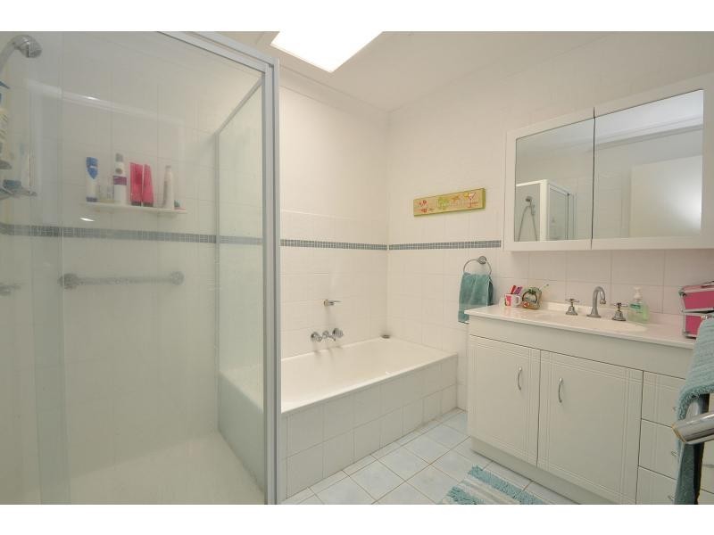 36/11 Shrike Court, Burleigh Waters QLD 4220