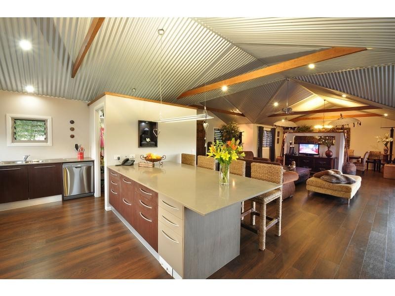 12 Friarbird Crescent, Bonogin QLD 4213