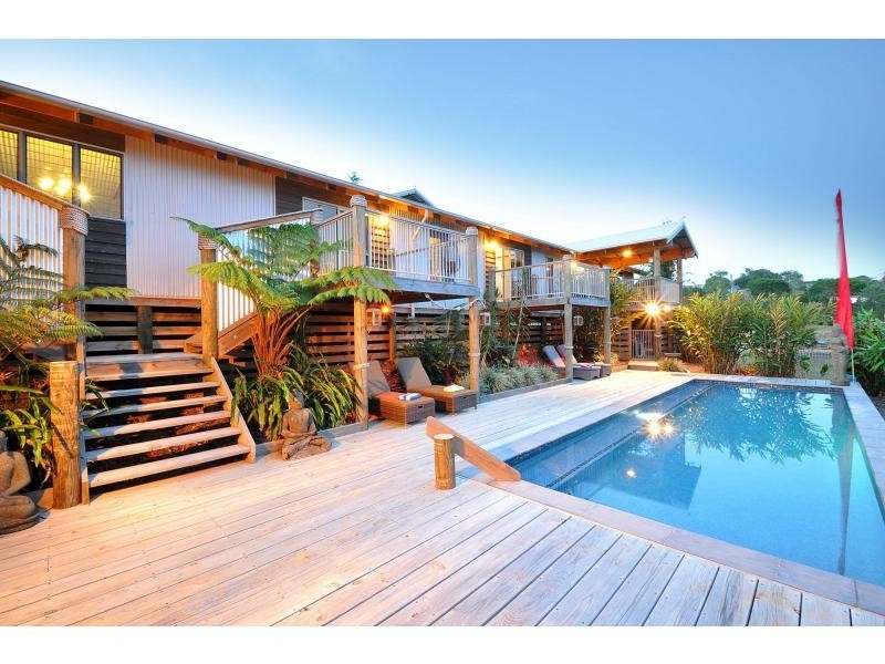 12 Friarbird Crescent, Bonogin QLD 4213