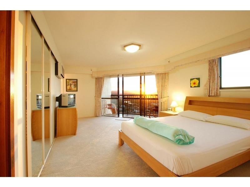 51/146 The Esplanade, Burleigh Heads QLD 4220