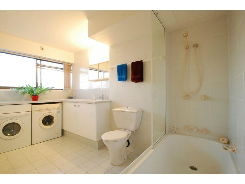 51/146 The Esplanade, Burleigh Heads QLD 4220