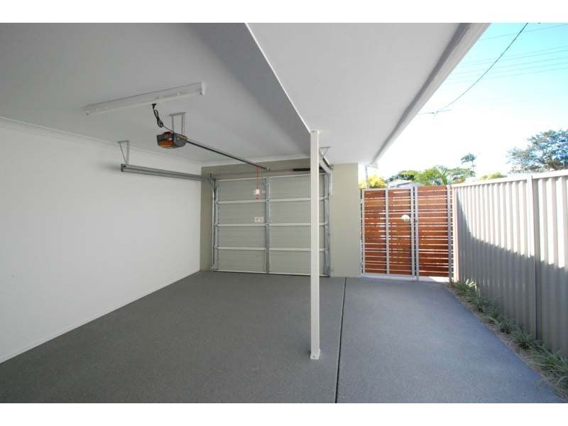 84A Nobby Parade, Miami QLD 4220