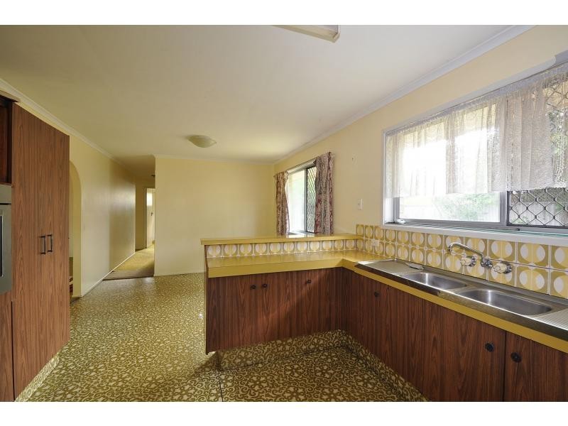 33 Bluejay Street, Burleigh Waters QLD 4220