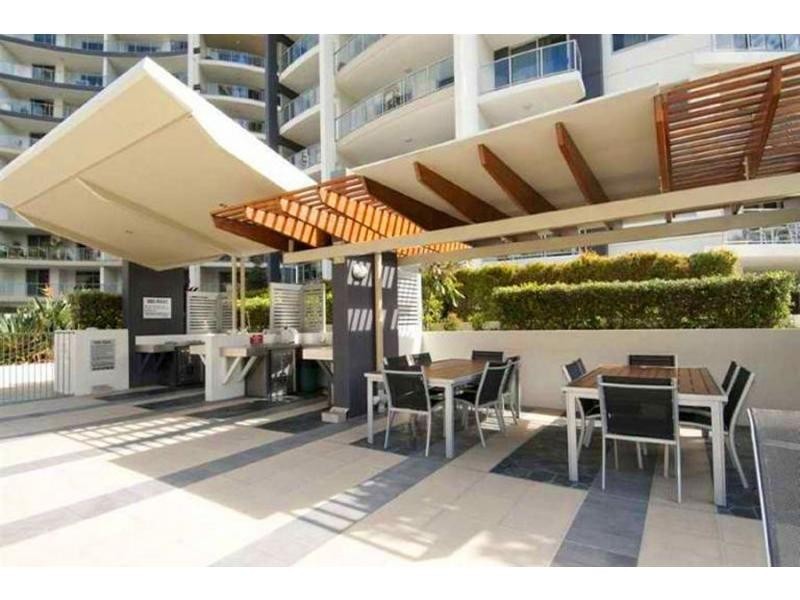 312/21 Cypress Avenue, Surfers Paradise QLD 4217