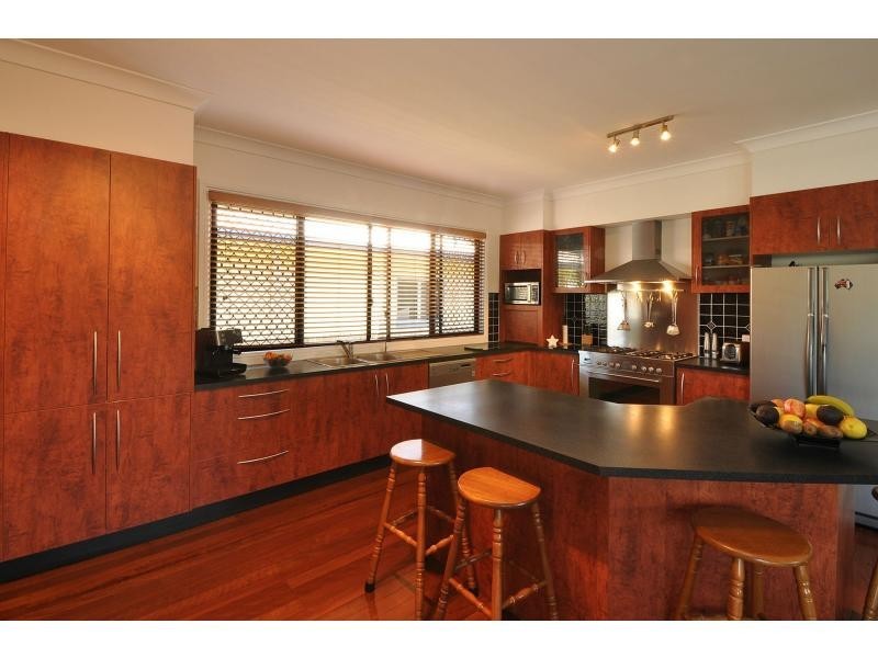 43 Christine Avenue, Burleigh Heads QLD 4220