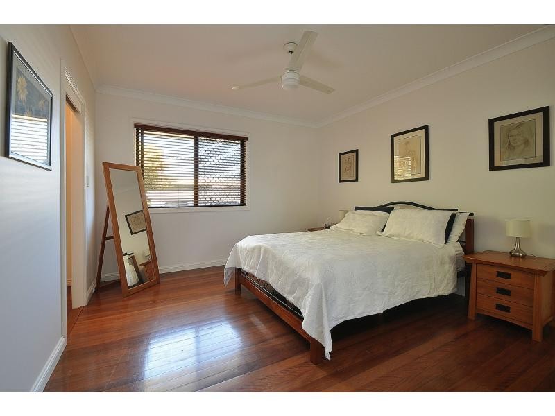 43 Christine Avenue, Burleigh Heads QLD 4220