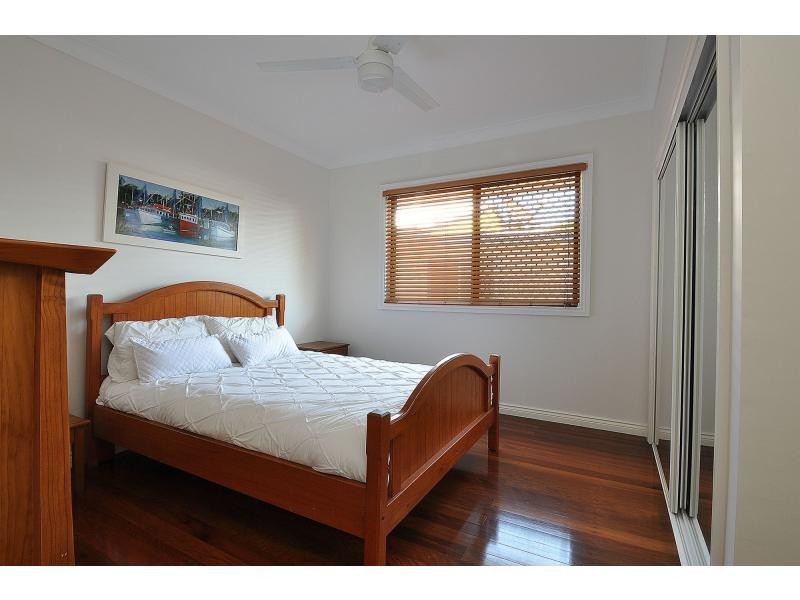 43 Christine Avenue, Burleigh Heads QLD 4220