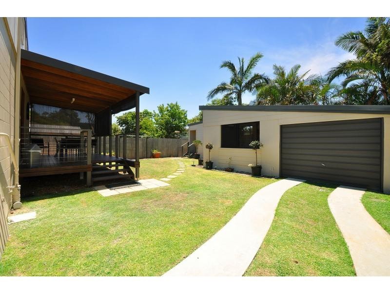 43 Christine Avenue, Burleigh Heads QLD 4220