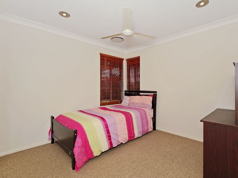 35 Pintail Crescent, Burleigh Waters QLD 4220