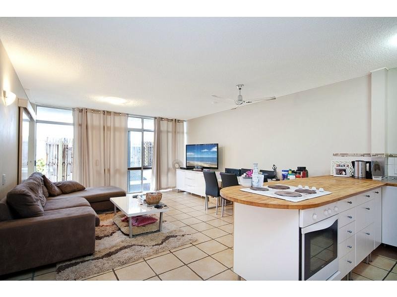 4/1895 Gold Coast Highway, Burleigh Heads QLD 4220