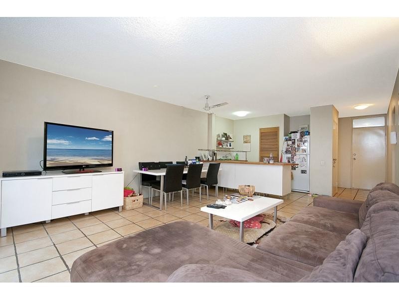 4/1895 Gold Coast Highway, Burleigh Heads QLD 4220