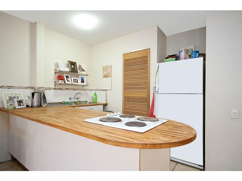 4/1895 Gold Coast Highway, Burleigh Heads QLD 4220