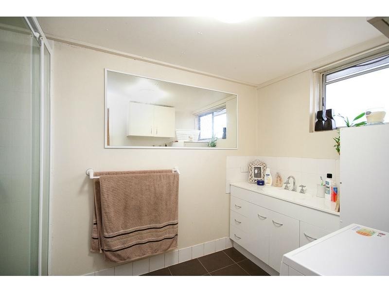 4/1895 Gold Coast Highway, Burleigh Heads QLD 4220