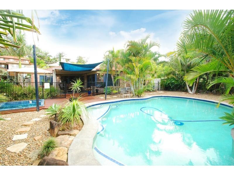 7 Alex Keith Court, Burleigh Heads QLD 4220