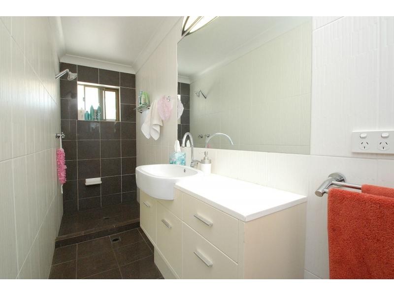 3 Omao Avenue, Burleigh Waters QLD 4220