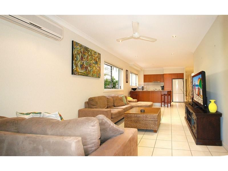 2/22 Burleigh Street, Burleigh Heads QLD 4220