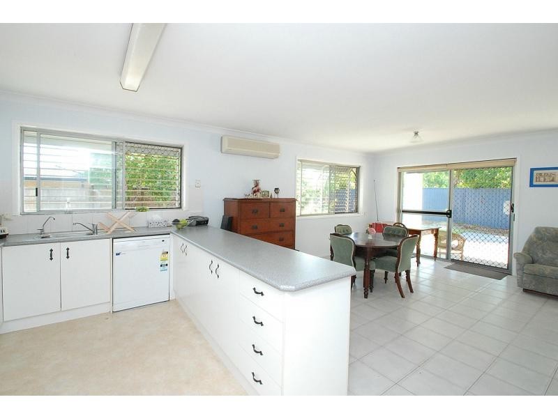 133 Acanthus Avenue, Burleigh Waters QLD 4220