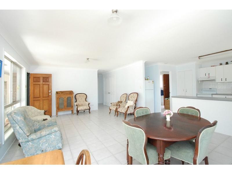 133 Acanthus Avenue, Burleigh Waters QLD 4220