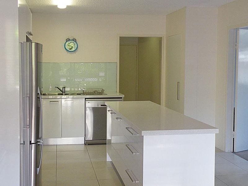 5/1976 Gold Coast Highway, Miami QLD 4220