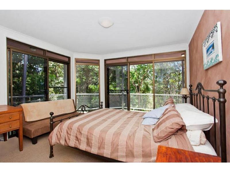 2/22 Mount Street, Burleigh Heads QLD 4220