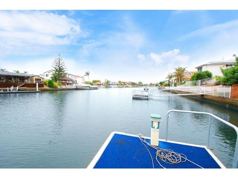 158 Sundance Way, Runaway Bay QLD 4216