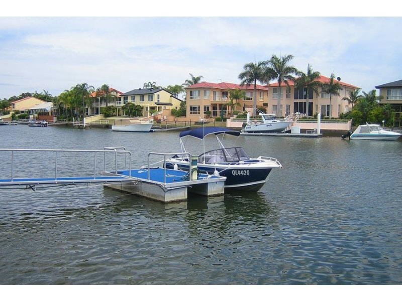 158 Sundance Way, Runaway Bay QLD 4216