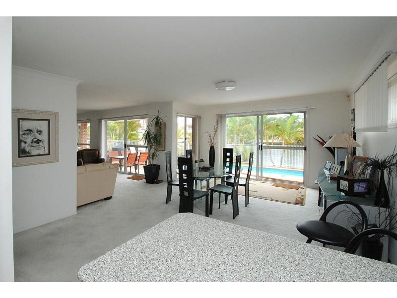 158 Sundance Way, Runaway Bay QLD 4216