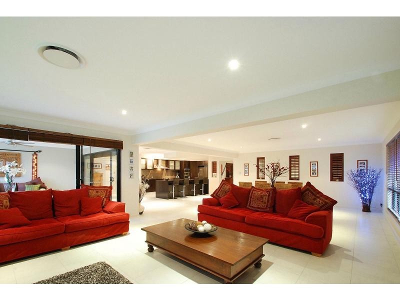 46 York Creek Crescent, Reedy Creek QLD 4227