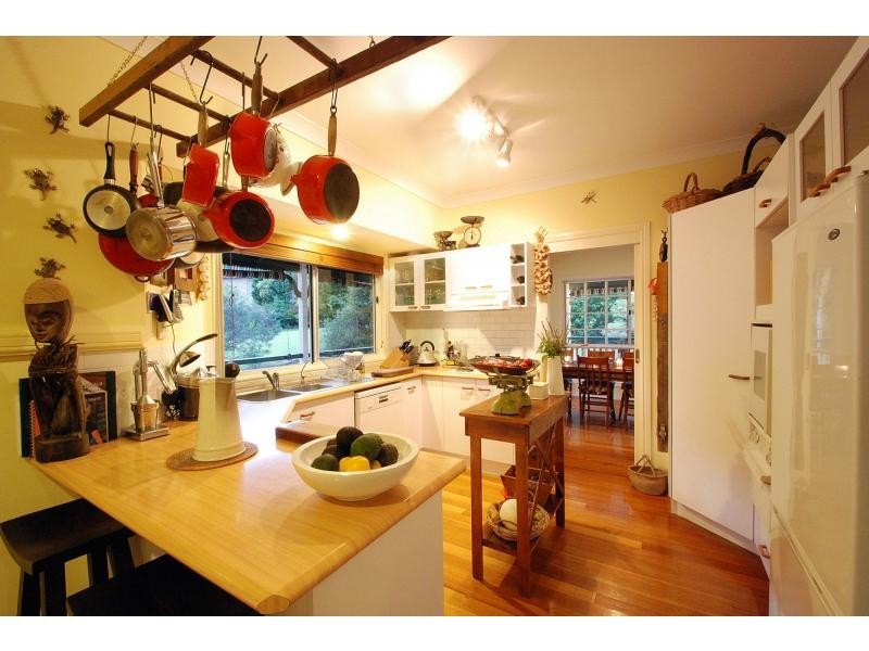 11 Wisteria Court, Tallebudgera Valley QLD 4228