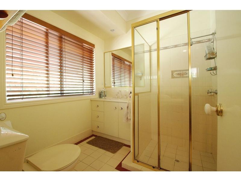 11 Wisteria Court, Tallebudgera Valley QLD 4228