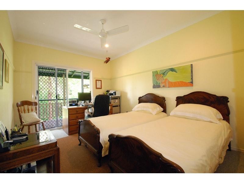 11 Wisteria Court, Tallebudgera Valley QLD 4228