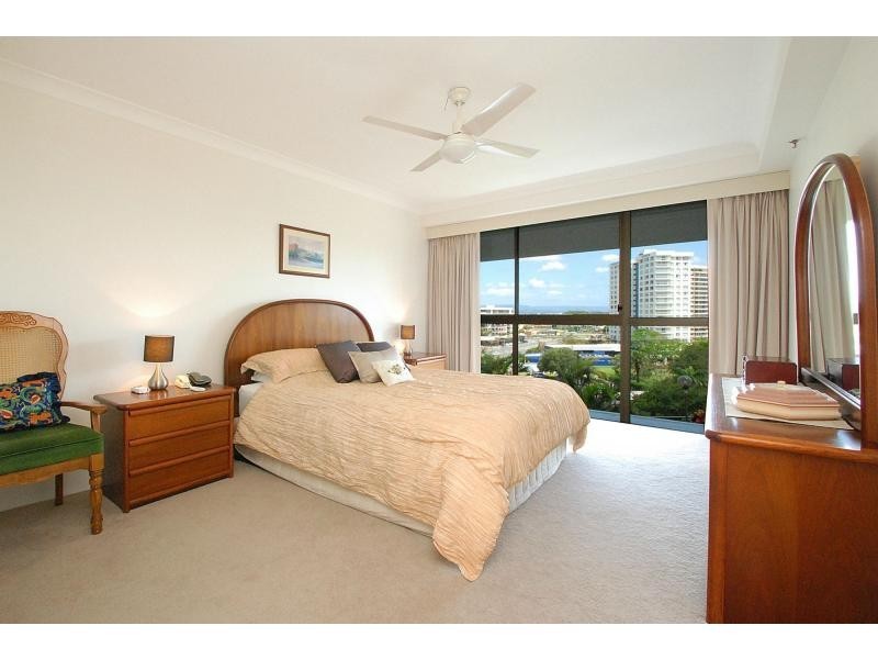 4/45 Hayle Street, Burleigh Heads QLD 4220