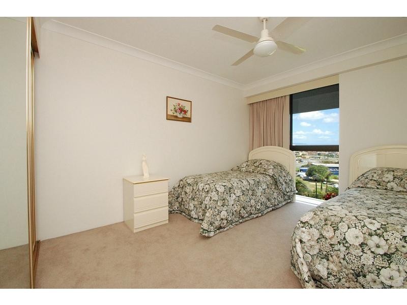 4/45 Hayle Street, Burleigh Heads QLD 4220