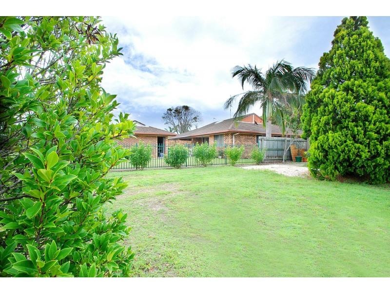 1/14 Crimson Court, Miami QLD 4220