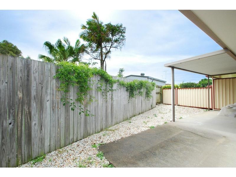 1/14 Crimson Court, Miami QLD 4220