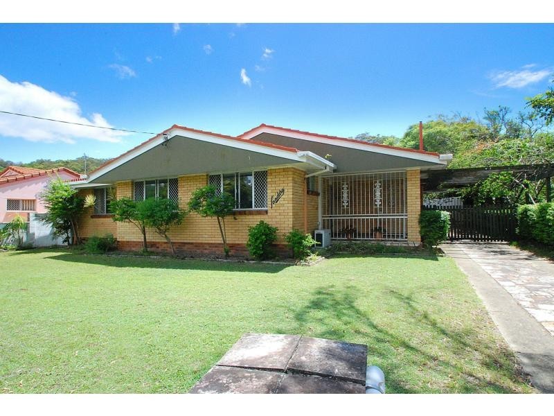 5 Tawarri Crescent, Burleigh Heads QLD 4220