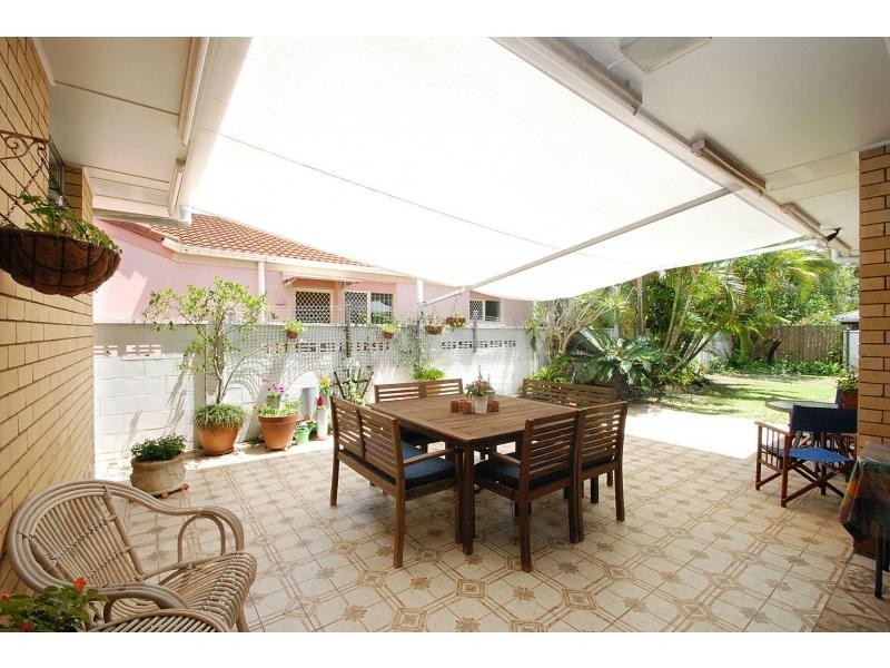 5 Tawarri Crescent, Burleigh Heads QLD 4220