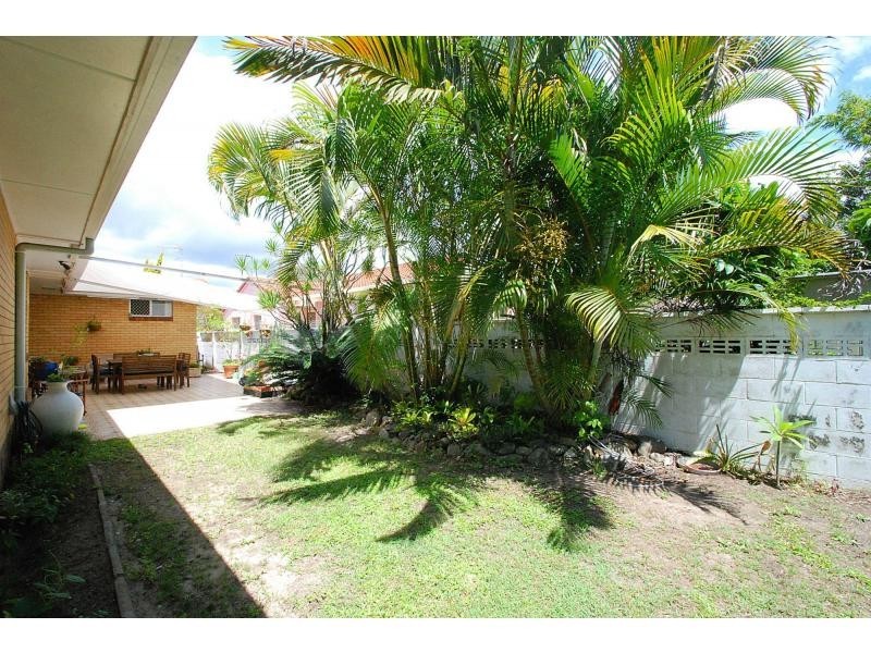 5 Tawarri Crescent, Burleigh Heads QLD 4220