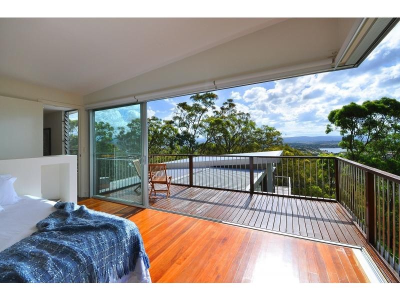 34 Wairoo Street, Burleigh Heads QLD 4220