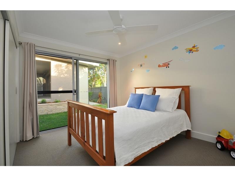 34 Wairoo Street, Burleigh Heads QLD 4220