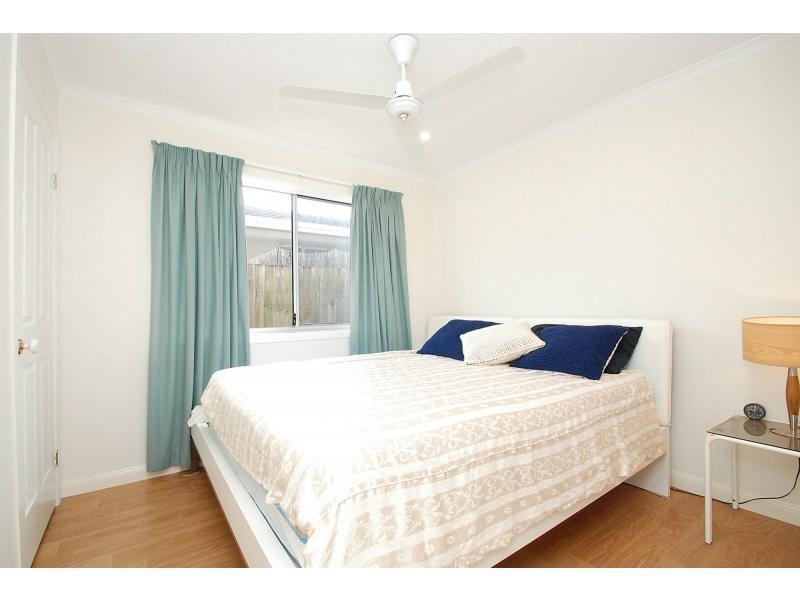1/72 Nobby Parade, Miami QLD 4220