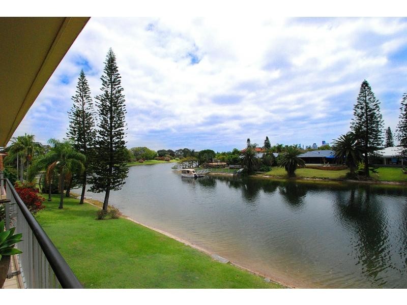 6/47 Karbunya Street, Mermaid Waters QLD 4218