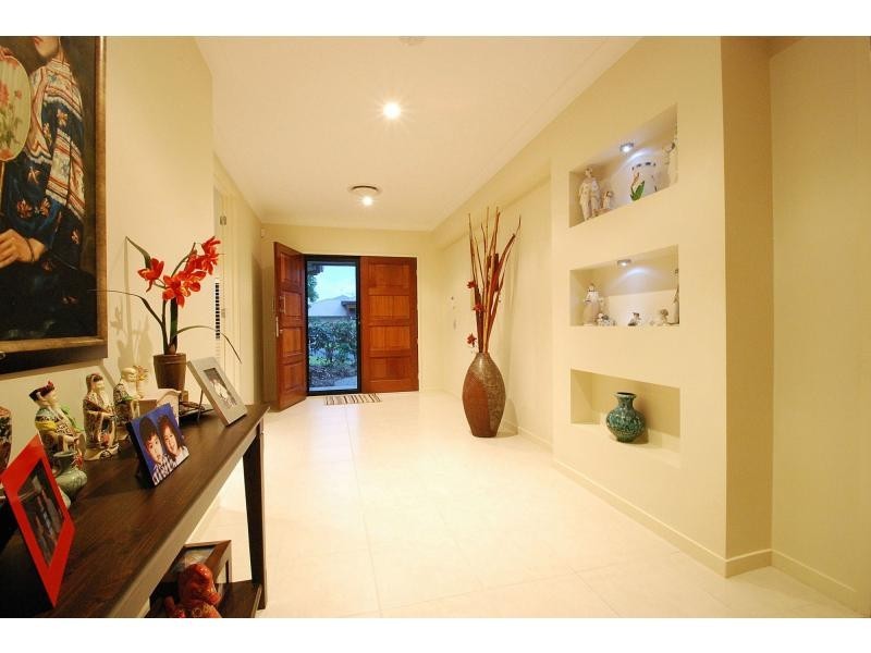 5 Peregrine Street, Reedy Creek QLD 4227